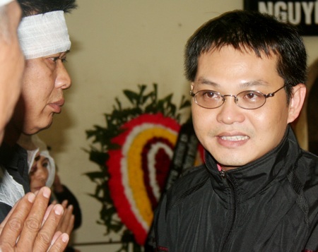 Nghệ sỹ tiễn biệt NSƯT Thu An trong mưa rét - 8