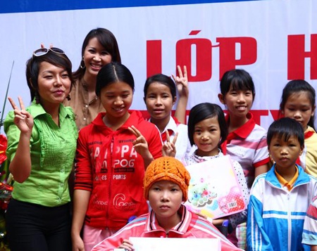 Ca sỹ Thái Thùy Linh làm cô giáo - 7 Ca sỹ Thái Thùy Linh làm cô giáo - 7