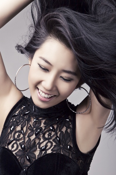 Lê Huỳnh Thúy Ngân tham dự Nữ hoàng du lịch Quốc tế 2011 - 3 Lê Huỳnh Thúy Ngân tham dự Nữ hoàng du lịch Quốc tế 2011 - 3