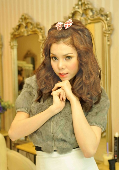 Trà Ngọc Hằng thay đổi hình ảnh để… đi hát - 1