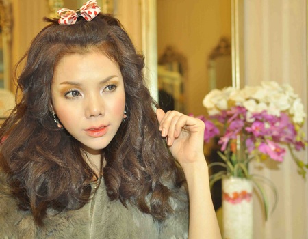 Trà Ngọc Hằng thay đổi hình ảnh để… đi hát - 4