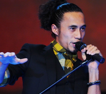 Anh Khoa trở thành khách mời của Thanh Lam, Uyên Linh - 4 Anh Khoa trở thành khách mời của Thanh Lam, Uyên Linh - 4