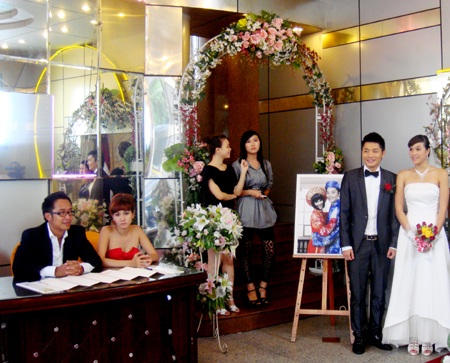 “Chân dài” Phương Mai xinh đẹp trong ngày cưới - 9 “Chân dài” Phương Mai xinh đẹp trong ngày cưới - 9