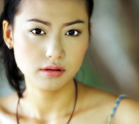 Hồng Ánh: “Cảnh nóng bạo liệt nhưng cần thiết” - 2 Hồng Ánh: “Cảnh nóng bạo liệt nhưng cần thiết” - 2