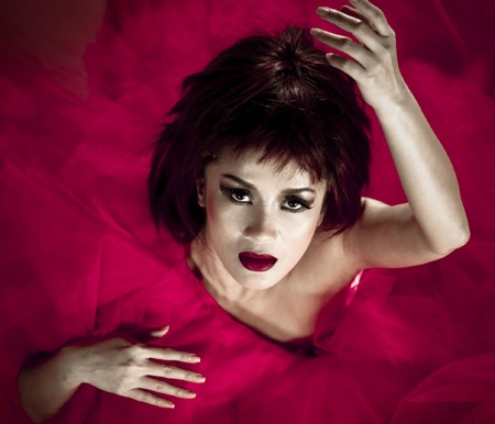 Những khoảnh khắc giai nhân (II)