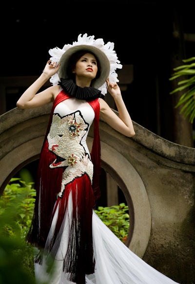 Hoa hậu Diễm Hương kiều diễm