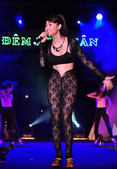 Bản chất của scandal không nằm ở chiếc quần ren!