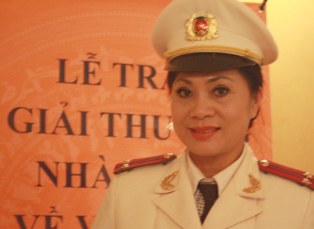 Nhiều nghệ sỹ trẻ nhận danh hiệu NSƯT - 6 Nhiều nghệ sỹ trẻ nhận danh hiệu NSƯT