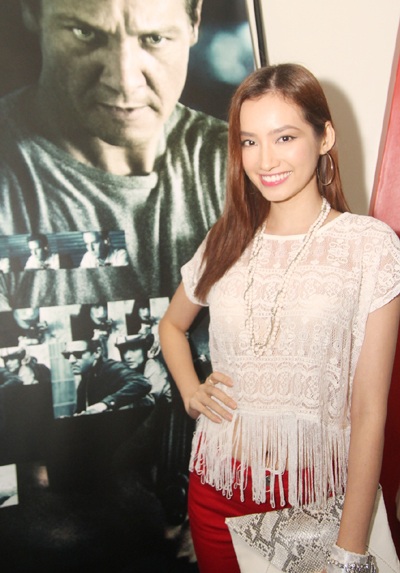 Và người đẹp Trúc Diễm.