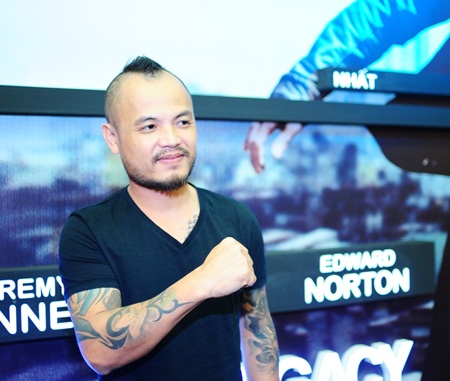 Đến dự buổi ra mắt phim còn có sự xuất hiện của Trần Lập