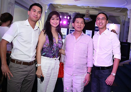 Á hậu Hoàng My “Chuyện tình cảm của tôi đang bị thổi phồng” - 2 Theo Á hậu Hoàng My, Hãy trả lại sự bình yên cho người bạn của tôi