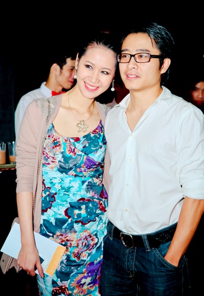 Vợ chồng người đẹp Dương Thùy Linh