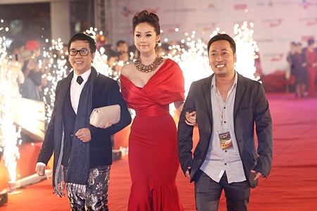 Nghệ sỹ Việt tham gia ủng hộ LHP Quốc tế HN