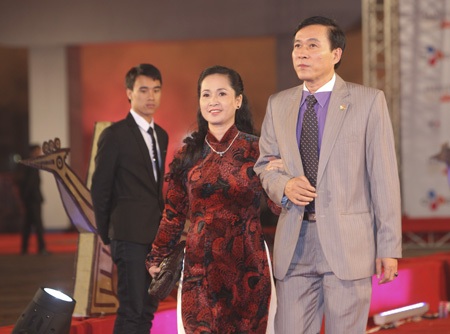 Vợ chồng NSND Lan Hương- Đỗ Kỷ