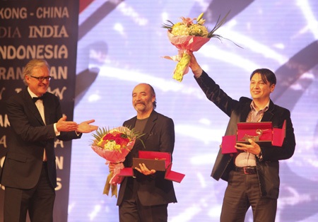 Hai đạo diễn xuất sắc của thể loại phim nhựa