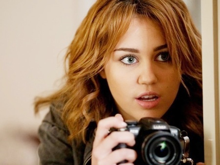 Nữ đặc vụ xinh đẹp - 1 Miley Cyrus trong phim