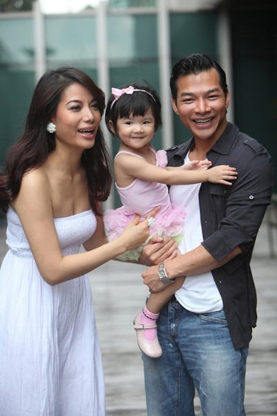 Nghệ sỹ gửi lời chúc mừng năm mới đến độc giả Dân trí