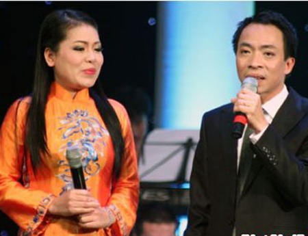 Anh Thơ, Việt Hoàn tổ chức liveshow Vĩ thanh