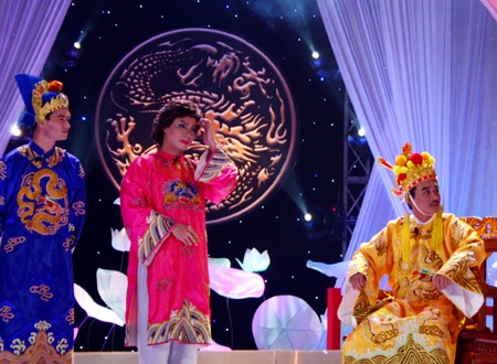 Táo Kinh tế và Táo Y tế trở thành... "cặp đôi hoàn hảo" - 15