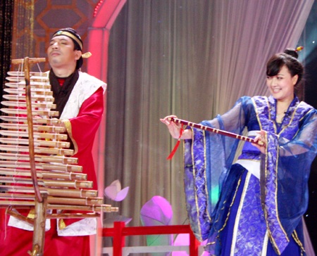 Táo Kinh tế và Táo Y tế trở thành... "cặp đôi hoàn hảo" - 35