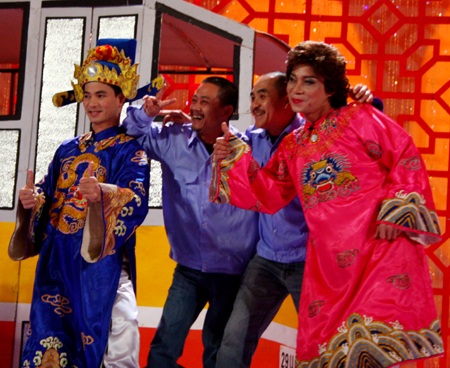 Táo Kinh tế và Táo Y tế trở thành... "cặp đôi hoàn hảo" - 8