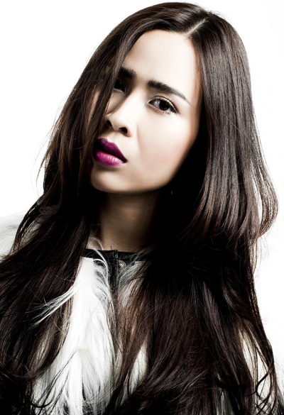 Lưu Hương Giang: “Với tôi bây giờ, túi Prada chỉ để đựng… bỉm” - 4 Lưu Hương Giang: “Với tôi bây giờ, túi Prada chỉ để đựng… bỉm” - 4