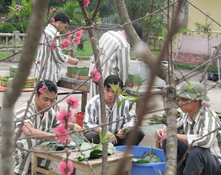 Tết sớm ở Trại giam số 5  - 2