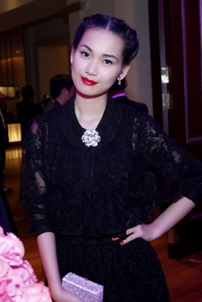 “Cô gái thời trang” Tống Diệu Hằng mong 2013 sẽ là năm đặc biệt - 4 Hào Hoa