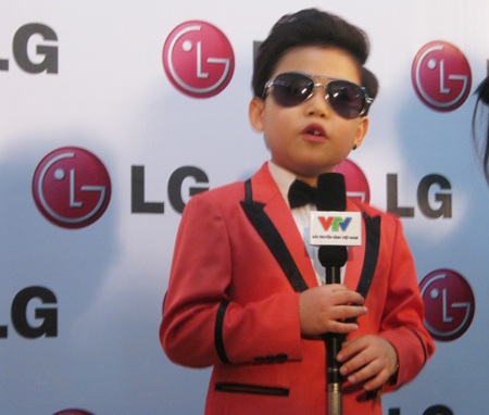 Tiểu Psy biểu diễn tại Việt Nam