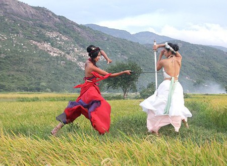 “Khi có tiền, tôi sẽ làm phim khác đi” - 3 Mỹ nhân kế lập kỷ lục doanh thu, dù bị chê nhạt