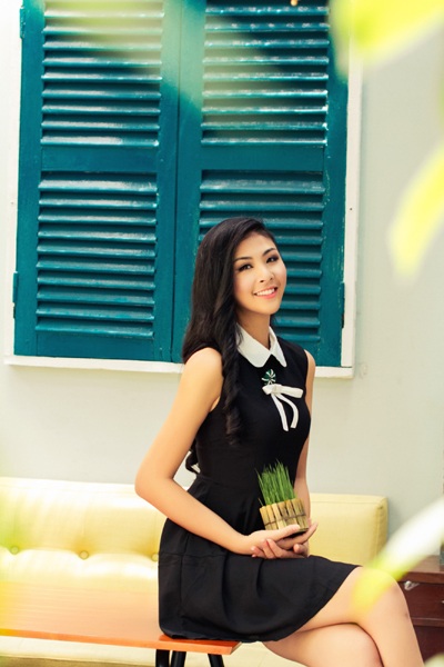 Hoa hậu Ngọc Hân điệu đà trong nắng xuân - 4 Hào Hoa