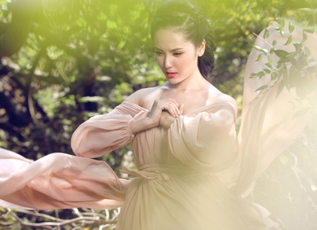 Phương Linh xinh đẹp như nữ thần