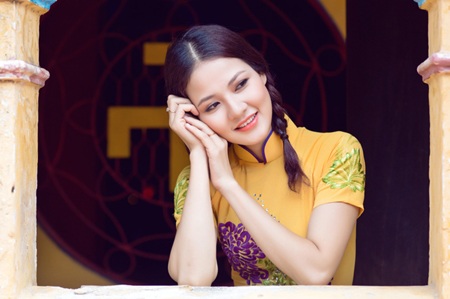 Hoa hậu Trần Thị Quỳnh hiện đã được mời làm MC cho một số chương trình truyền hình