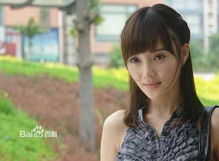 Cuộc chiến giữa hai bà mẹ - 4 Hào Hoa