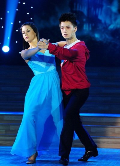 Tính đến thời điểm hiện tại, cơ hội vô địch chia đều cho cả 3 cặp đôi.