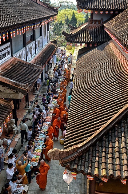 Xử lý nghiêm "chủ nhân" Huy chương Vàng dối trá - 1 Sóng gió quanh bức ảnh đoạt Huy chương Vàng hiện đang được Huế tìm hướng giải quyết