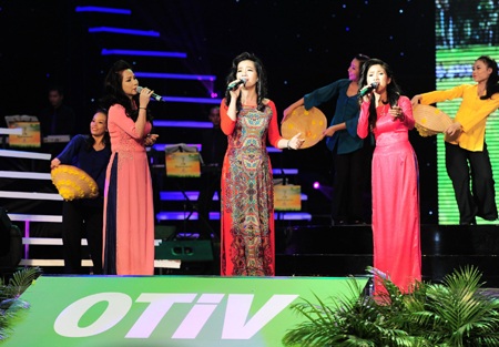 Tiếng hát mãi xanh sâu lắng đêm ôn cố tri tân