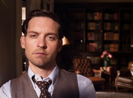 Bi kịch đến từ sự rỗng tuếch - 2 Câu chuyện diễn tiến theo mối quan hệ giữa Nick và Gatsby