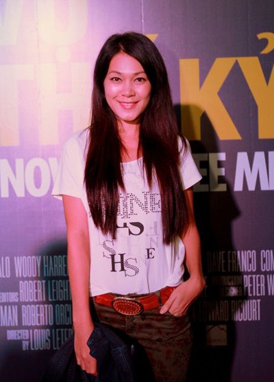 Tham dự sự kiện còn có sự xuất hiện của diễn viên Đinh Y Nhung