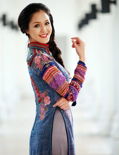 Một số mẫu thiết kế áo dài với chất liệu thổ cẩm của NTK Minh Hạnh