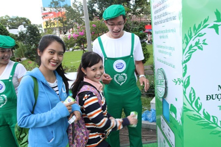 Trải nghiệm văn hóa Hà Lan giữa lòng thành phố - 4 Phần thưởng sau khi kết thúc trò chơi là những hộp Sữa Chọn mát lạnh thơm ngon