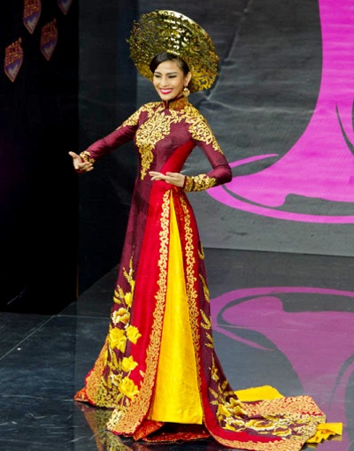 Người đẹp Việt và những bộ Quốc phục ấn tượng với thế giới - 7 Người đẹp Việt và những bộ Quốc phục ấn tượng với thế giới