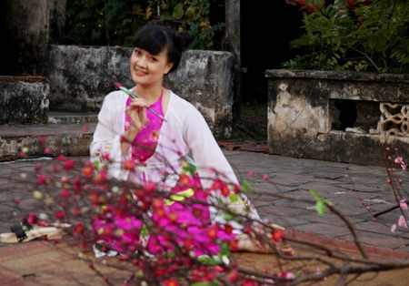 Từ bỏ “Táo Giao thông”, Chí Trung nhận vai “Bao Chảnh” - 7 Không khí Tết đã tràn ngập