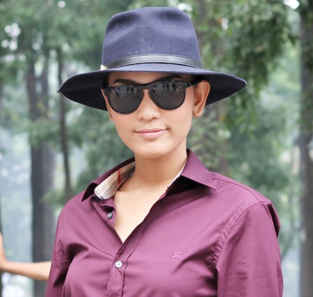 Á hậu Trương Thị May thu hút với vẻ đẹp… cao bồi