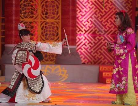 Táo Kinh tế (Quang Thắng) vào chầu với phong cách... trai đẹp bị trục xuất