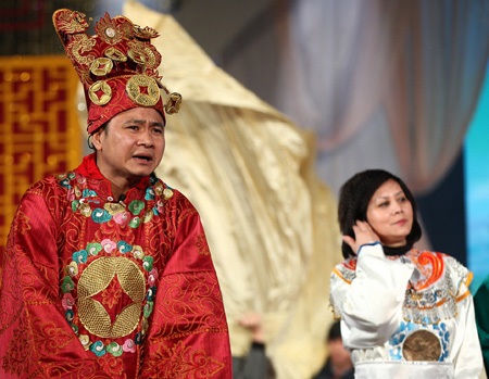 Hé lộ thông tin chính thức đầu tiên về Táo quân 2014 - 5 Táo quân 2013 từng bị Cục Nghệ thuật Biểu diễn tuýt còi
