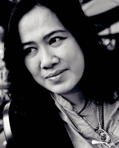 “Có ai muốn ngồi cùng tôi như một kẻ rỗi hơi...?” - 1 Nhà văn Nguyễn Thị Thu Huệ