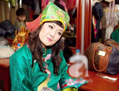 Các “Táo” được trang bị cả… giường ngủ khi tập “Táo quân 2014” - 3 Nghệ sỹ Vân Dung từng kinh qua nhiều vai Táo khác nhau trong các năm khác nhau