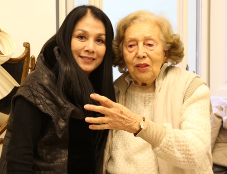 NTK Minh Hạnh và Stylist 90 tuổi ở Ý