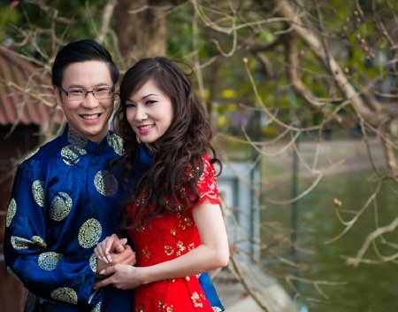 MC Anh Quân tình tứ với ca sĩ Kavie Trần trong cái Tết Hà Nội - 3 Hào Hoa
